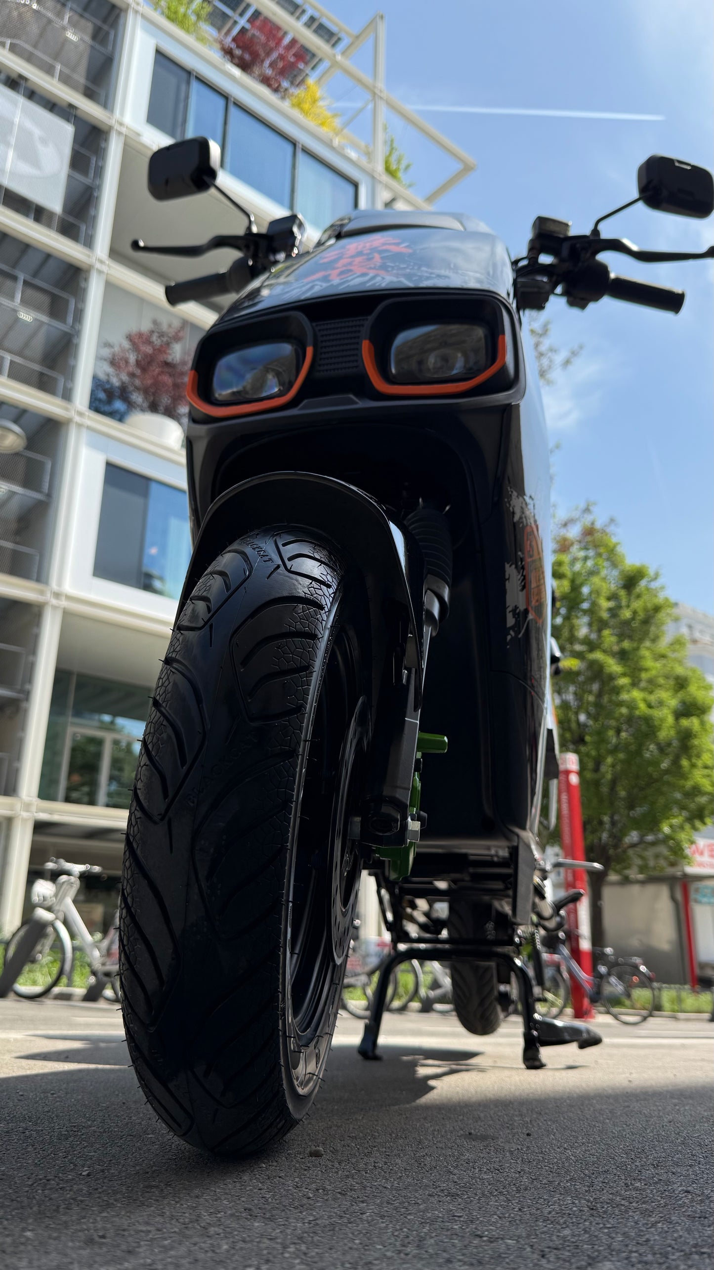 318 Schwarz