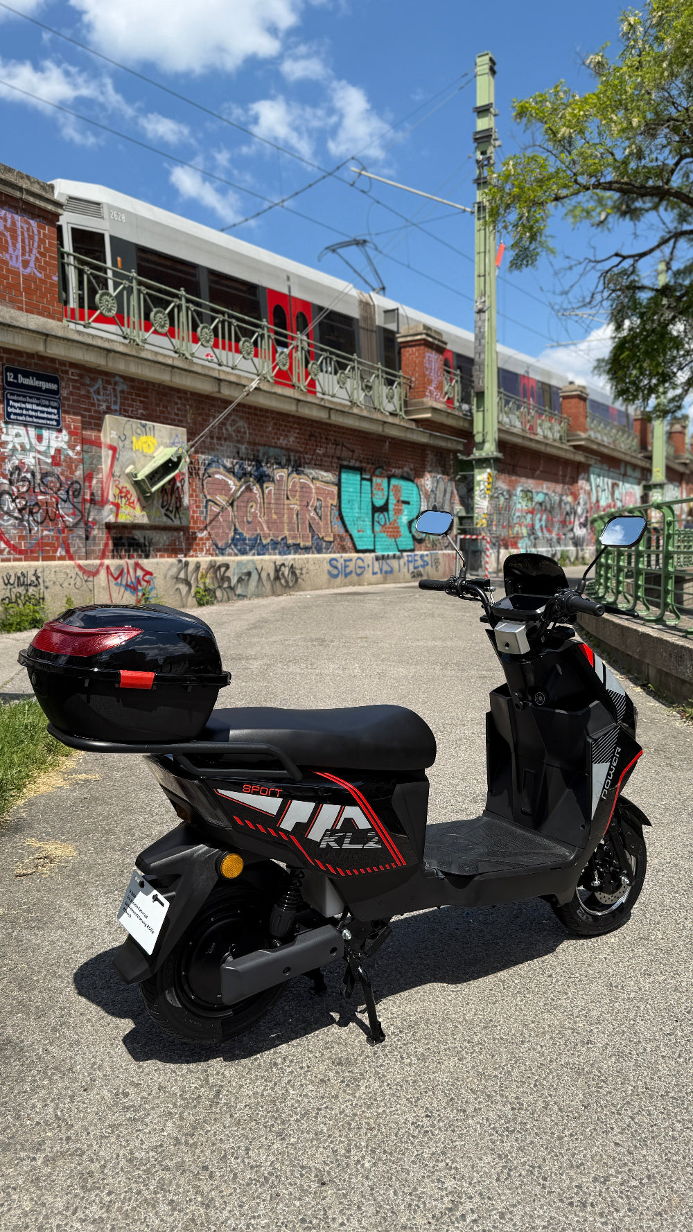 G Bike Black