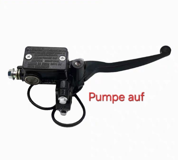 Hydraulic brake master cylinder